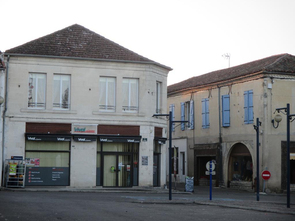 La Maison Bleue De Gabarret Ngoại thất bức ảnh